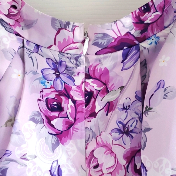 Charlotte Russe High Waisted Floral Skirt - Picture 3 of 8